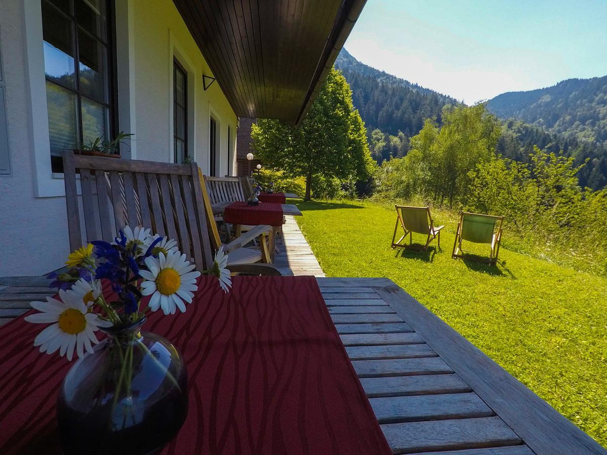 Karami Mountainhouse Bed & Breakfast Tržič Екстериор снимка