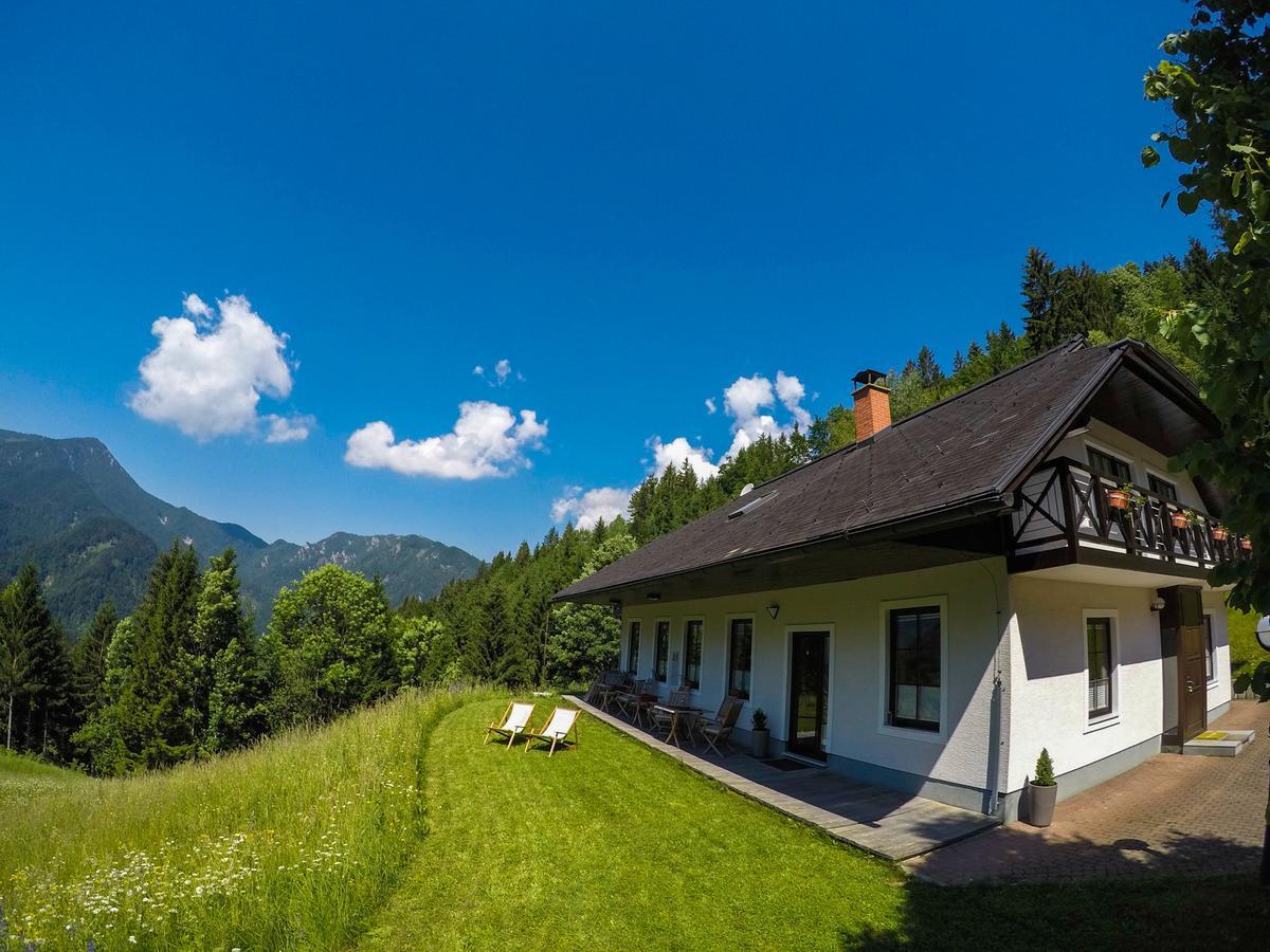 Karami Mountainhouse Bed & Breakfast Tržič Екстериор снимка